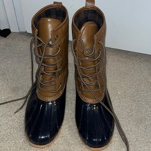 Gently Worn Duck Boots